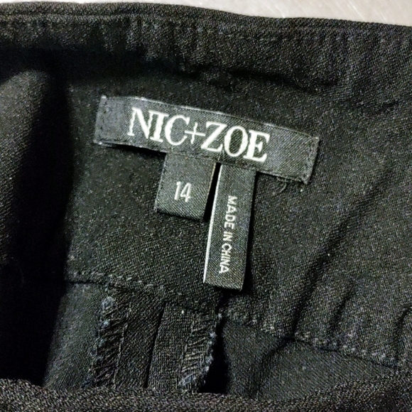 Nic+Zoe Black Rayon/Nylon/Spandex pants. Size 14. - Picture 2 of 2